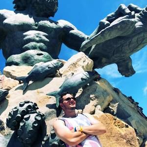 Meet your Posher, Chase